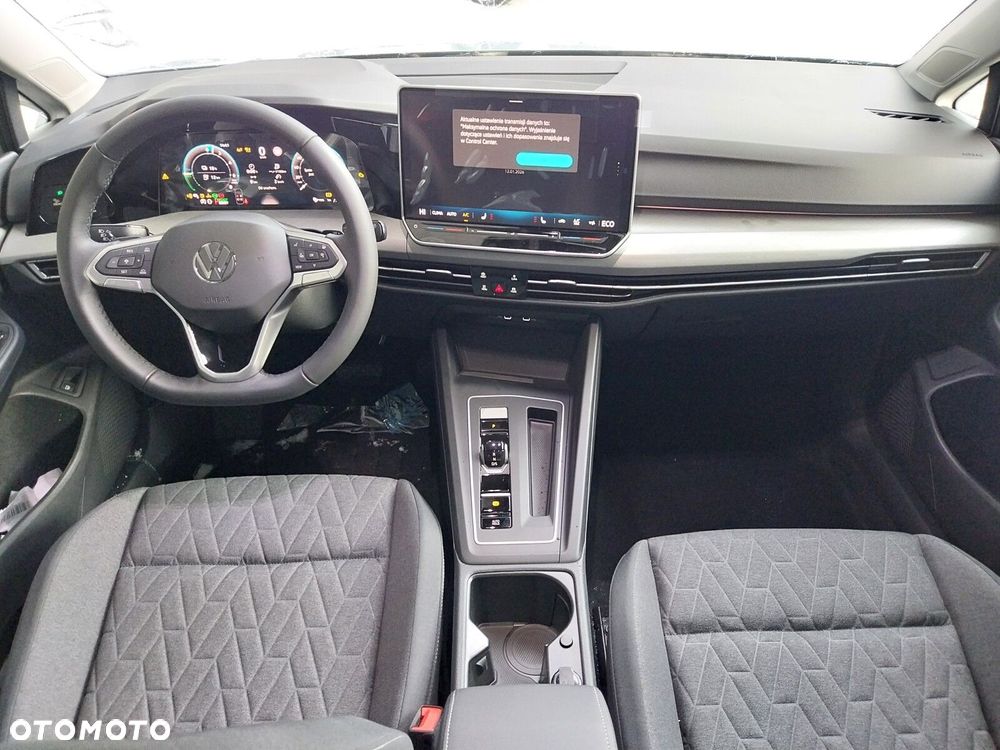 Volkswagen Golf - 9