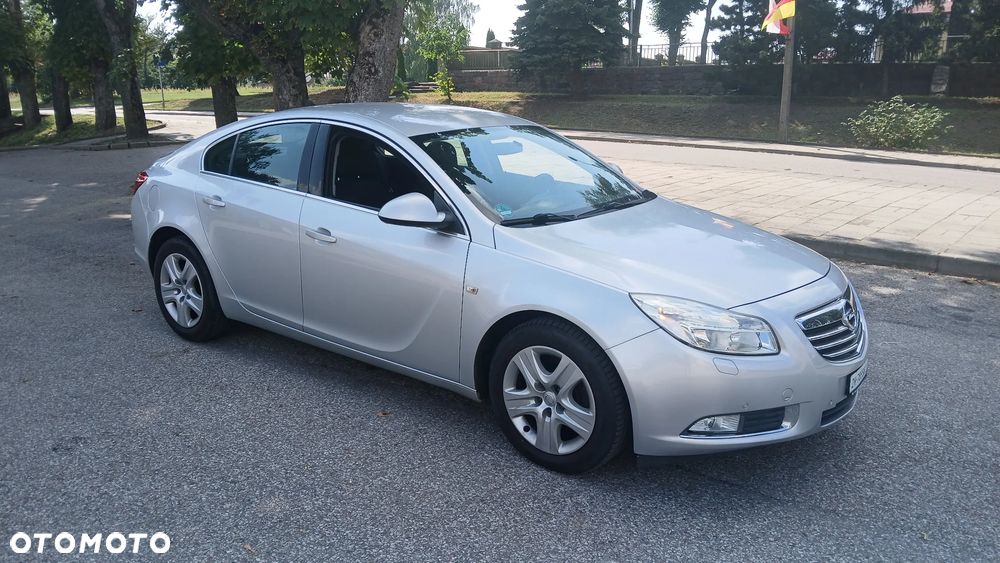 Opel Insignia 2.0 Turbo Design Edition - 8