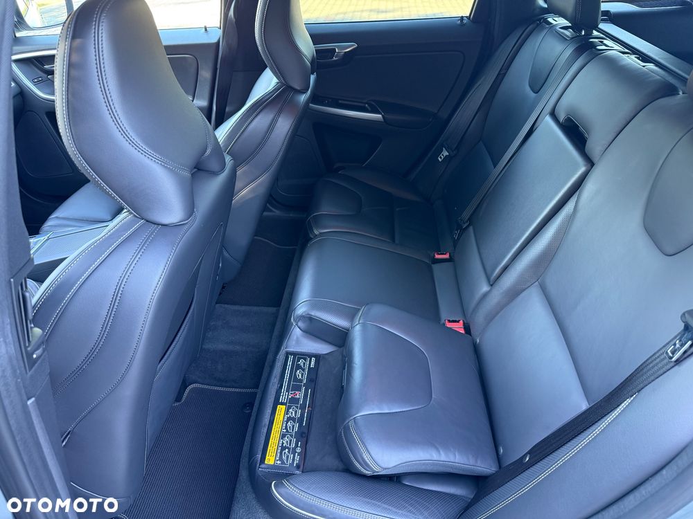 Volvo XC 60 - 18