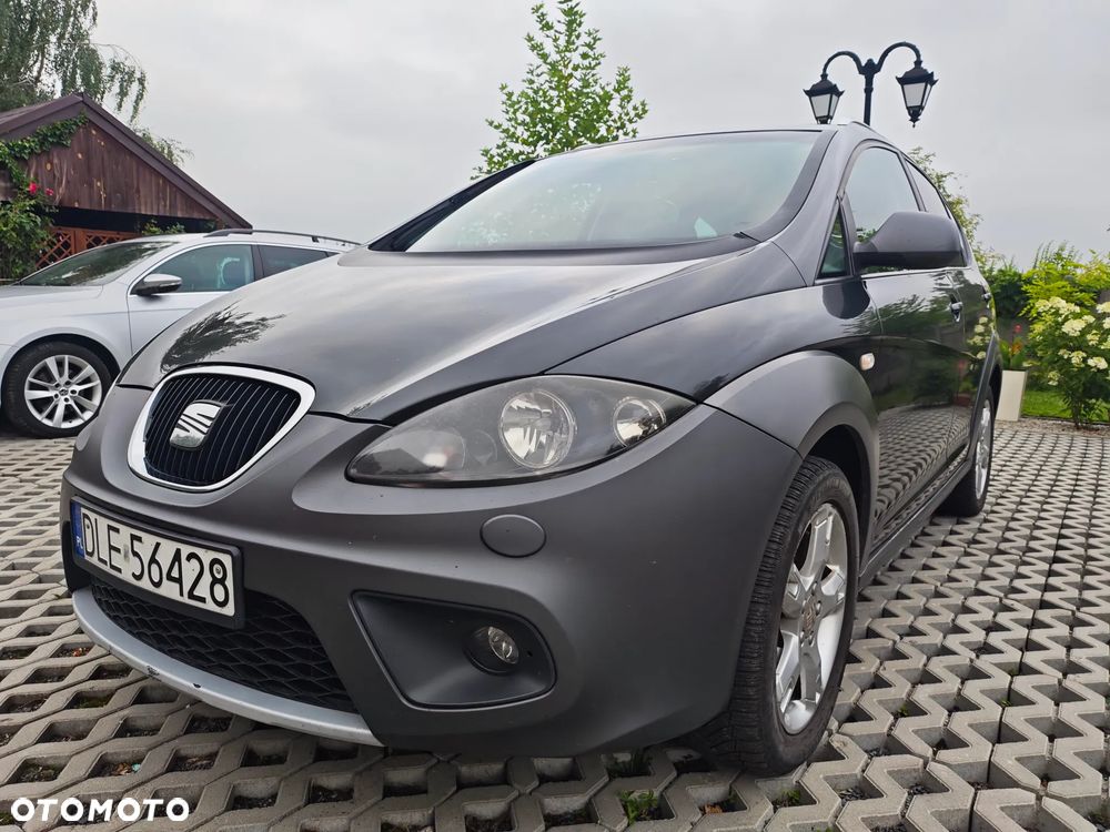 Seat Altea XL 2.0 TDI DPF Freetrack - 2