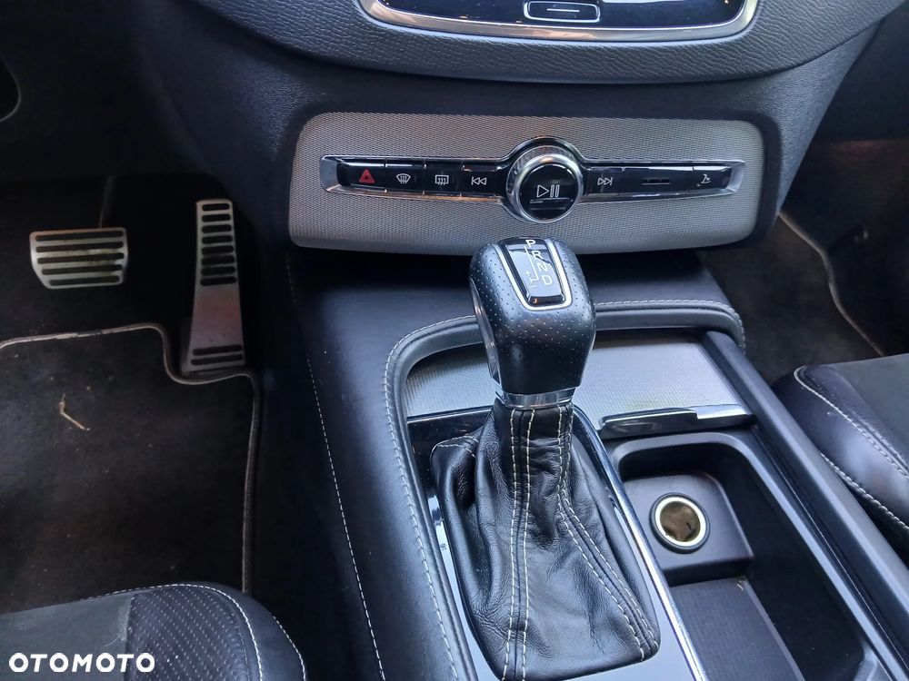 Volvo XC 90 B5 D AWD Geartronic RDesign - 20