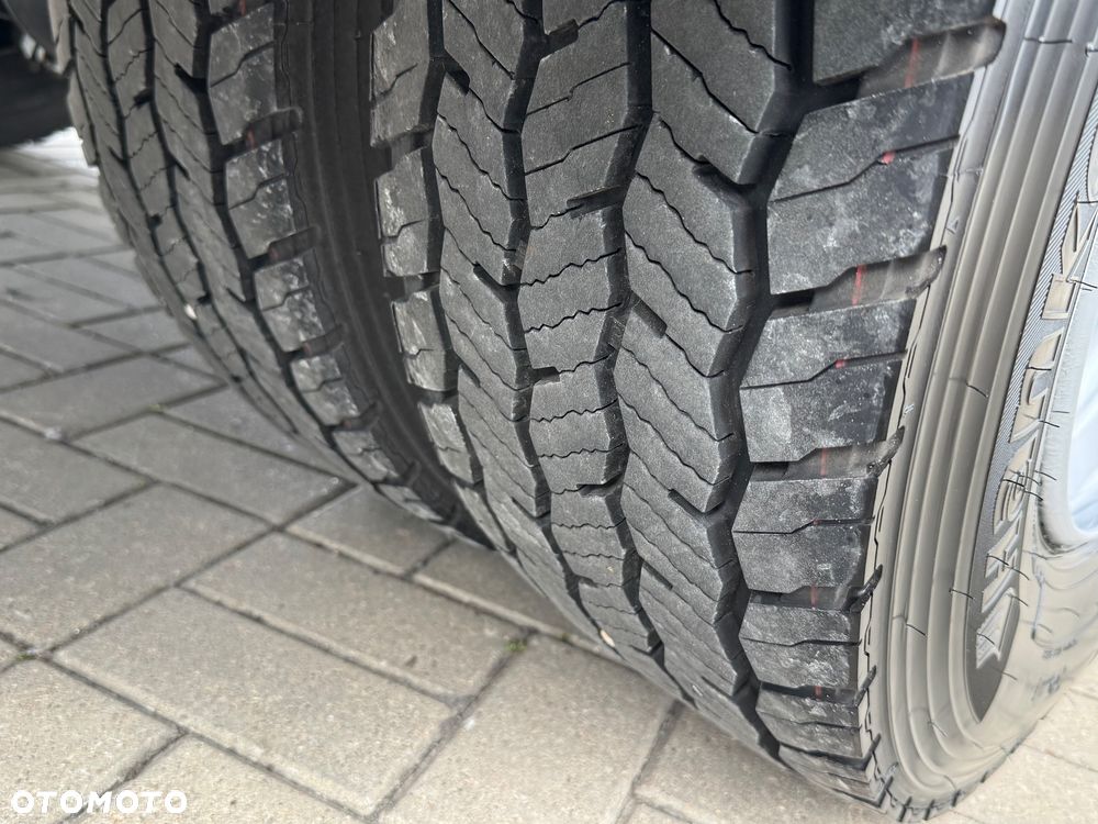 Mercedes-Benz ATEGO 816 KONTENER IZOTERMA  5.30m+ WINDA - 33