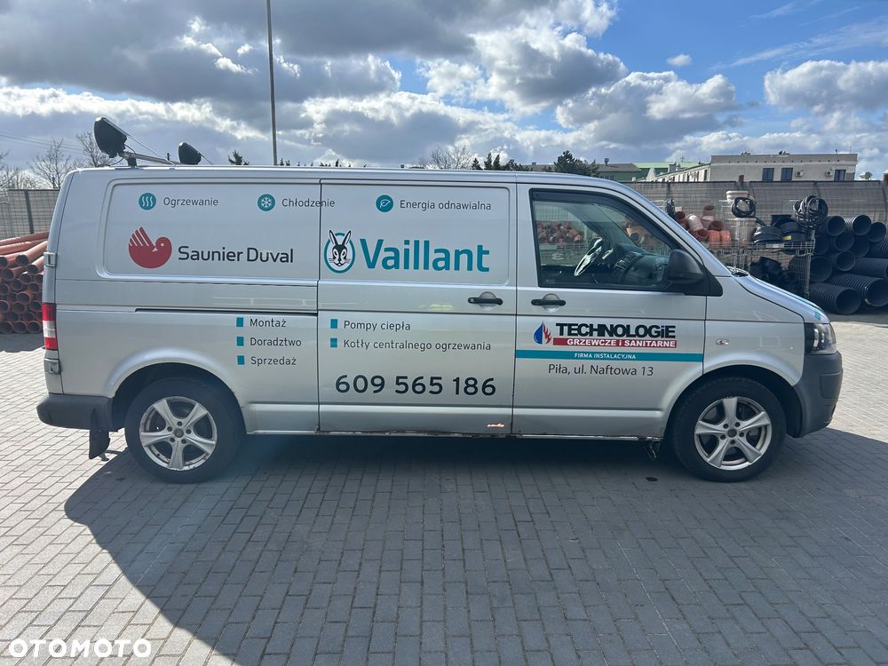Volkswagen Transporter - 2