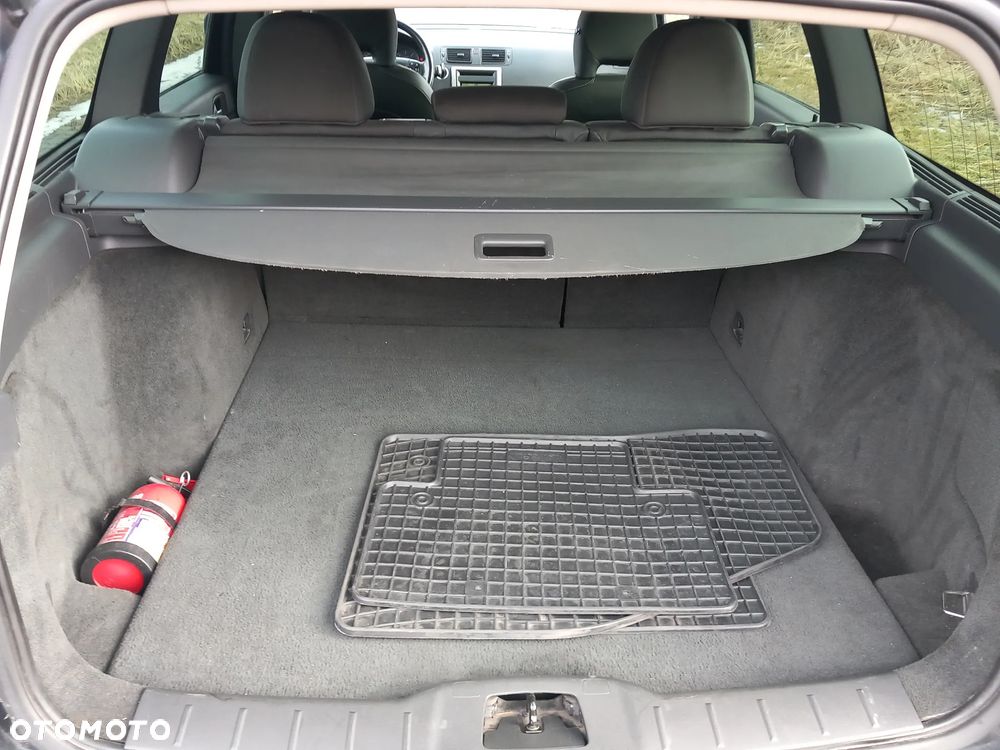 Volvo V50 1.6D DPF DRIVe - 12