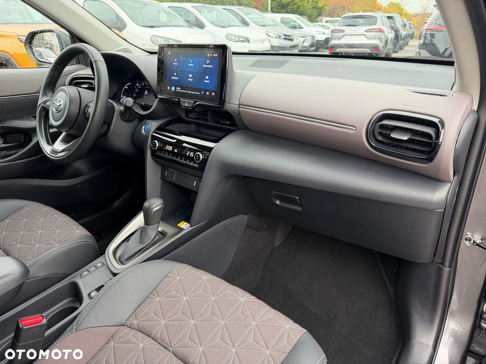 Toyota Yaris Cross Hybrid 1.5 Executive - 6