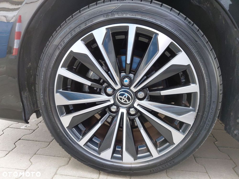 Toyota Corolla 1.8 Hybrid Style - 19