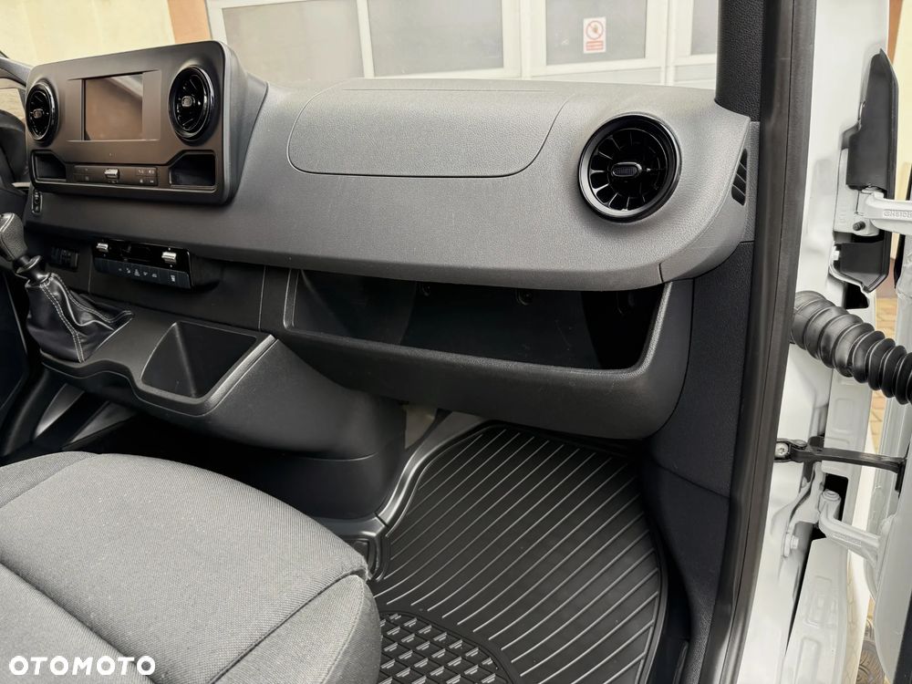 Mercedes-Benz Sprinter 316 Izoterma - 25