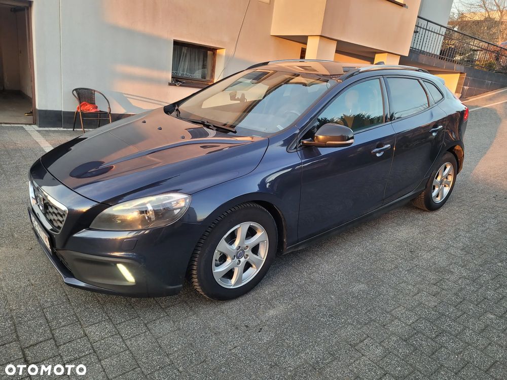 Volvo V40 Cross Country D2 Momentum - 3