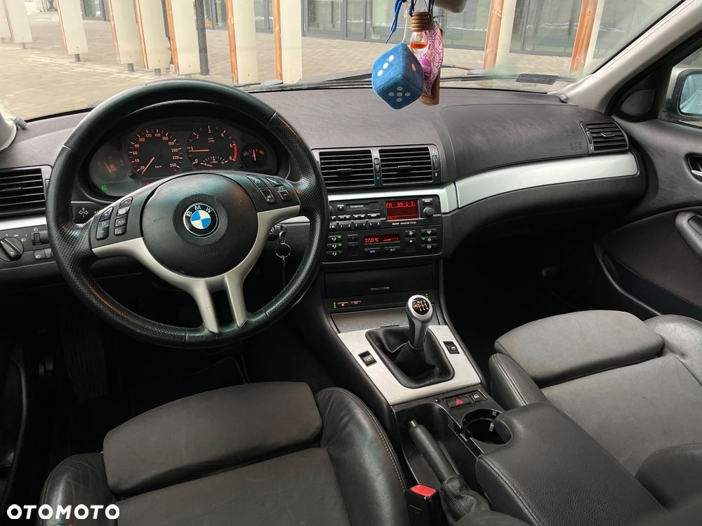 BMW Seria 3 320d Edition Sport - 6