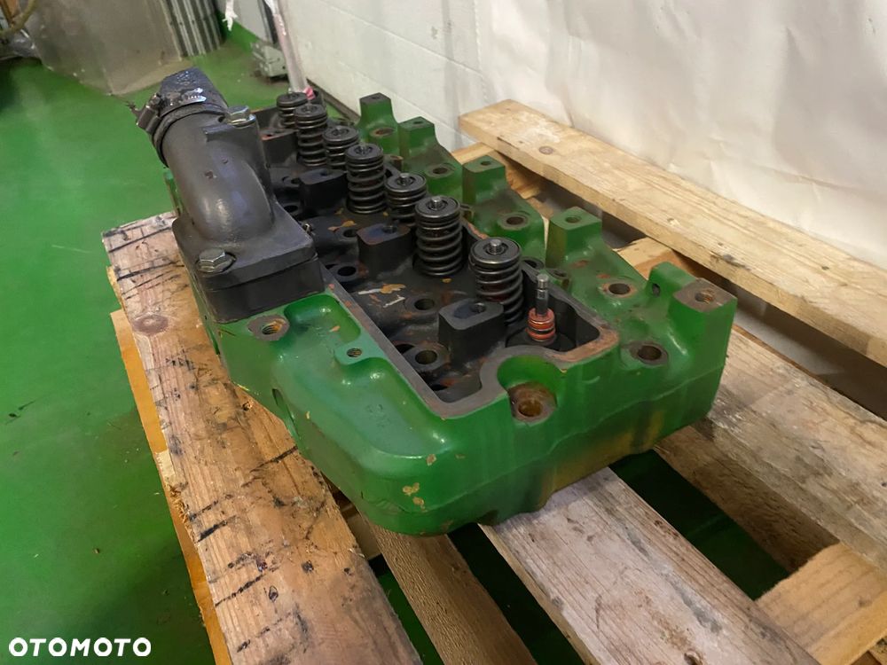 Głowica John Deere 6010, 6120 - 6