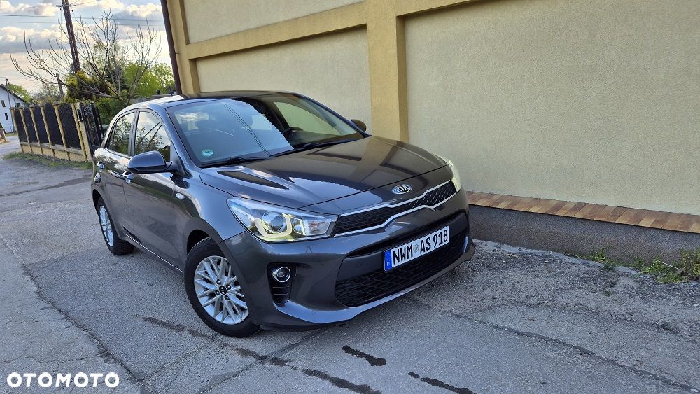 Kia Rio 1.2 Dream Team Edition - 2