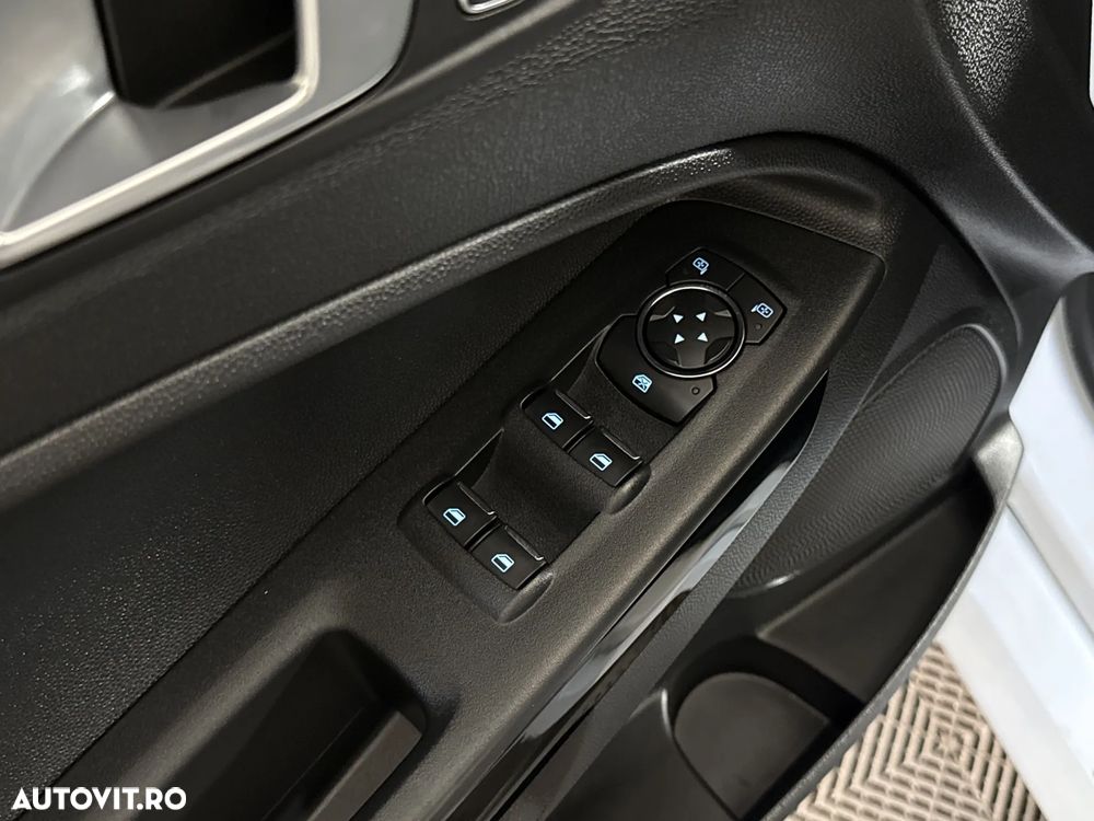 Ford EcoSport - 15