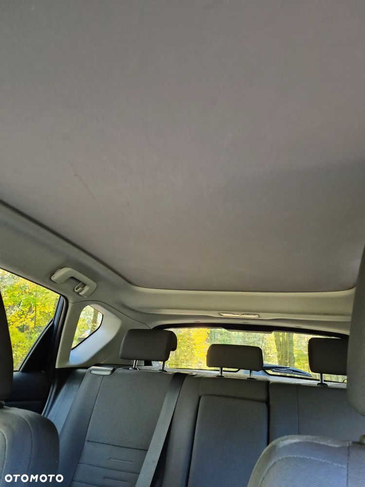 Toyota Auris 1.8 HSD Luna - 36