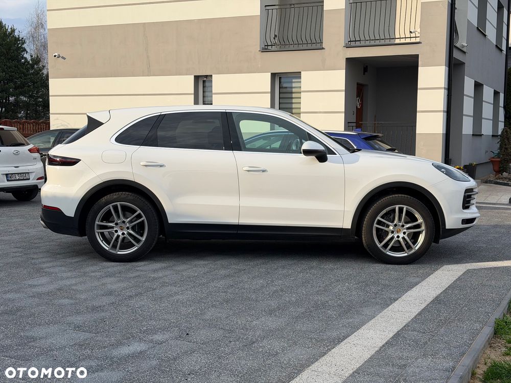 Porsche Cayenne - 6