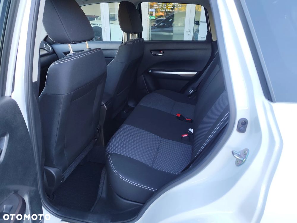 Suzuki Vitara 1.4 Boosterjet mHEV Premium Plus 2WD - 11