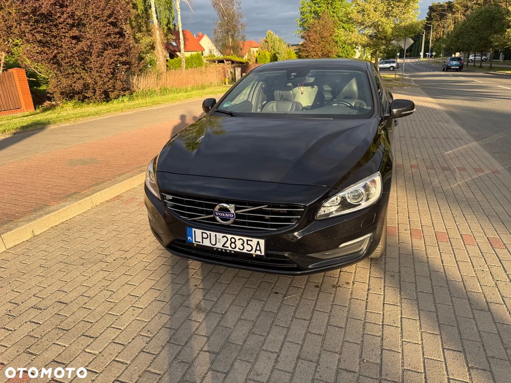 Volvo S60 D2 - 1