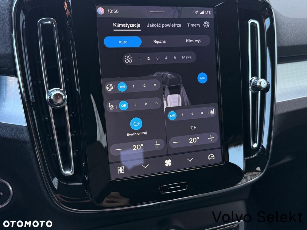 Volvo XC 40 B3 Plus Dark - 23