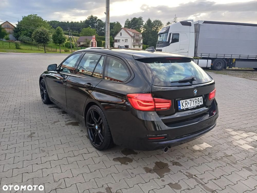 BMW Seria 3 318d - 13