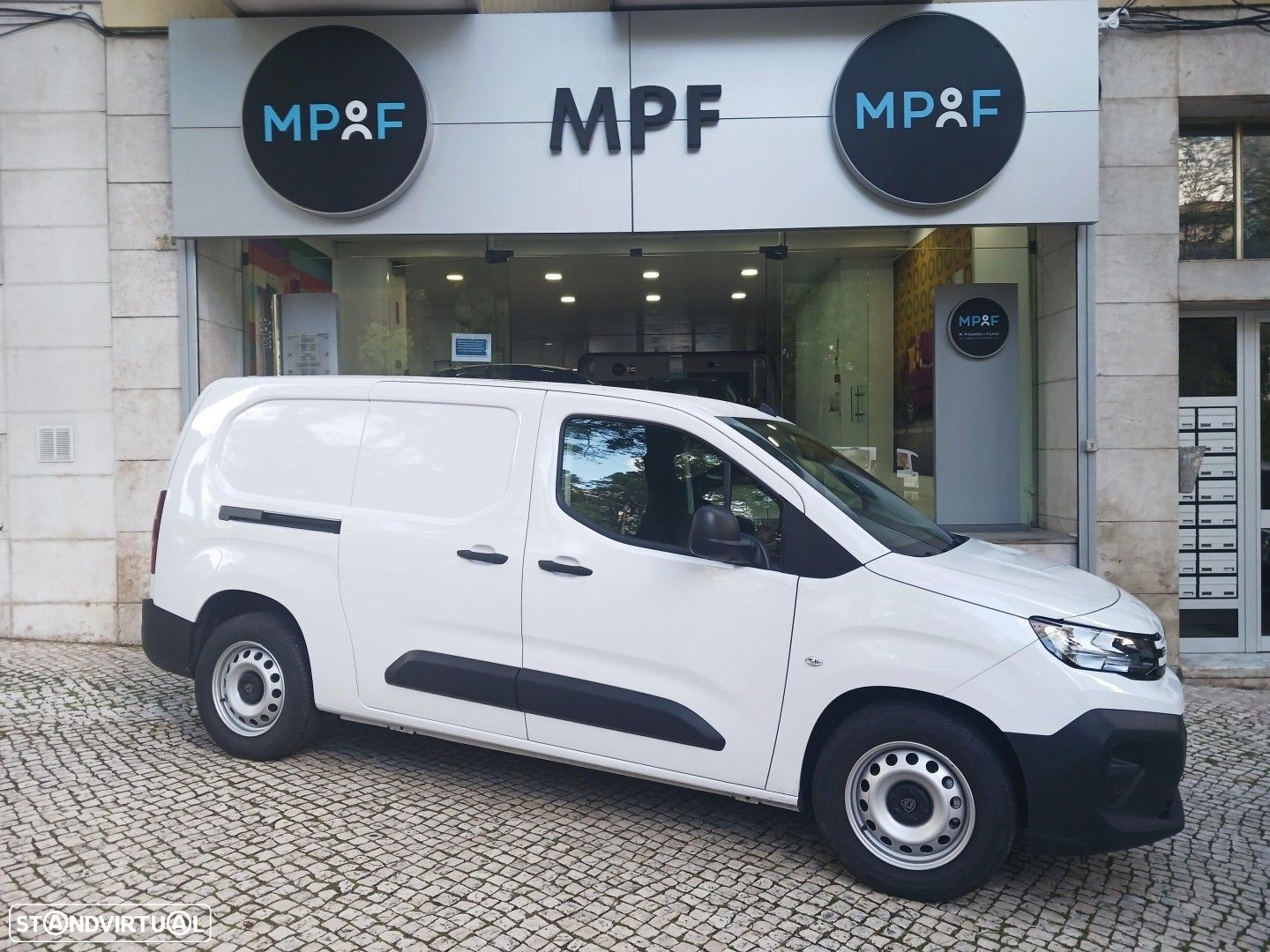 Peugeot Partner 1.5 BlueHDi Pro Longa - 1