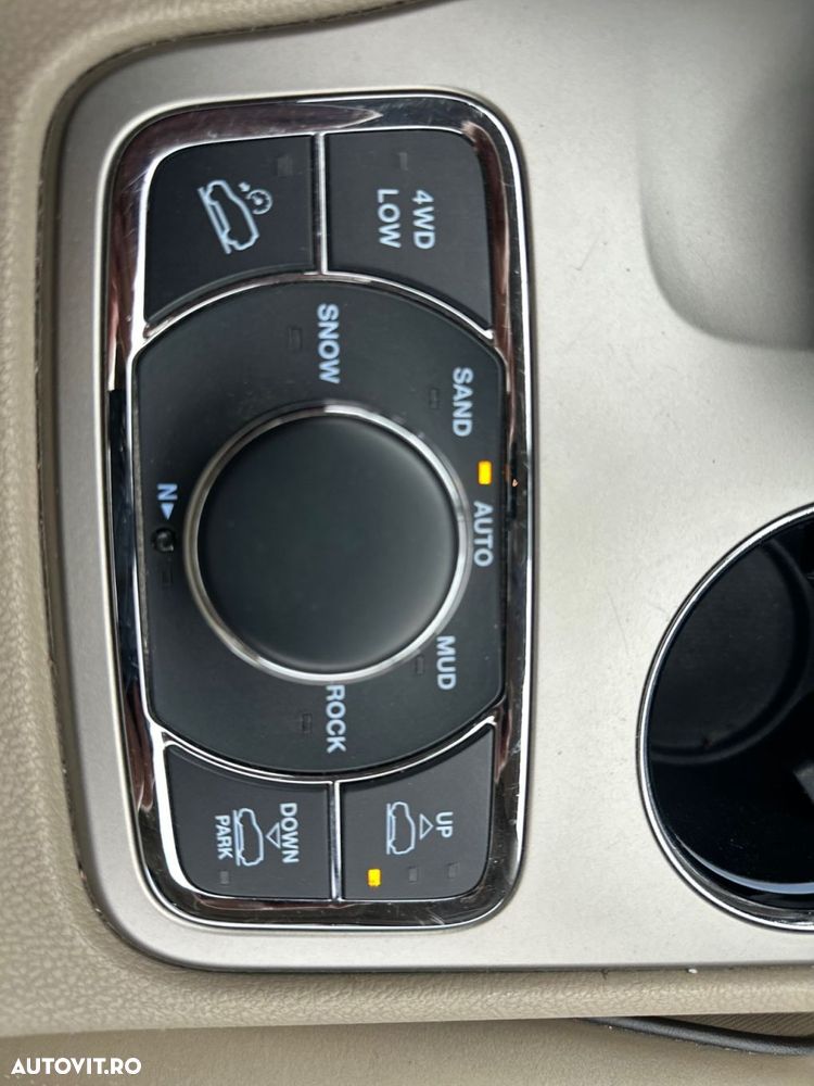 Jeep Grand Cherokee 3.0 TD AT Overland - 14