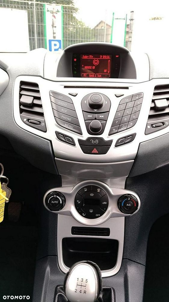 Ford Fiesta - 17