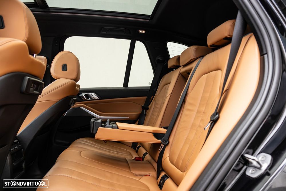 BMW X5 45 e xDrive Pack M - 38