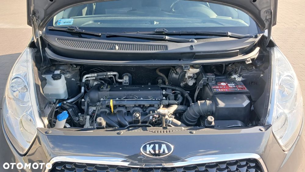 Kia Venga 1.6 Business Line - 23