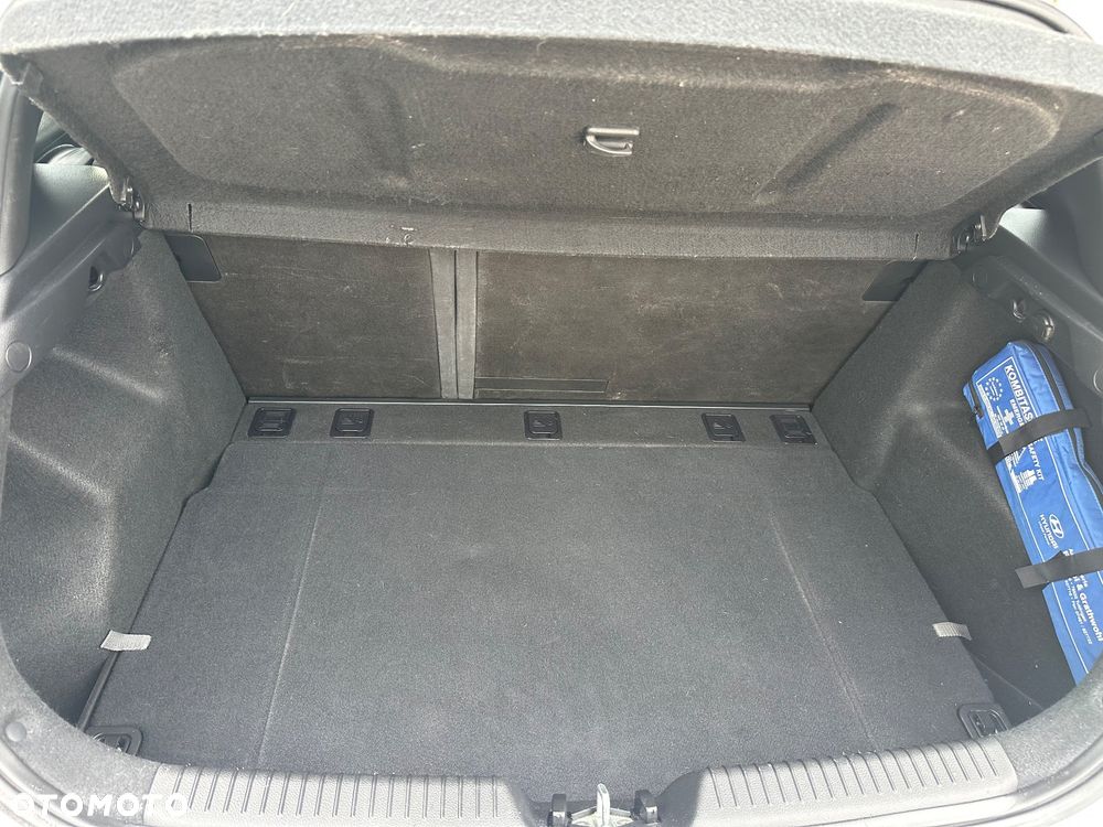 Hyundai i30 - 19