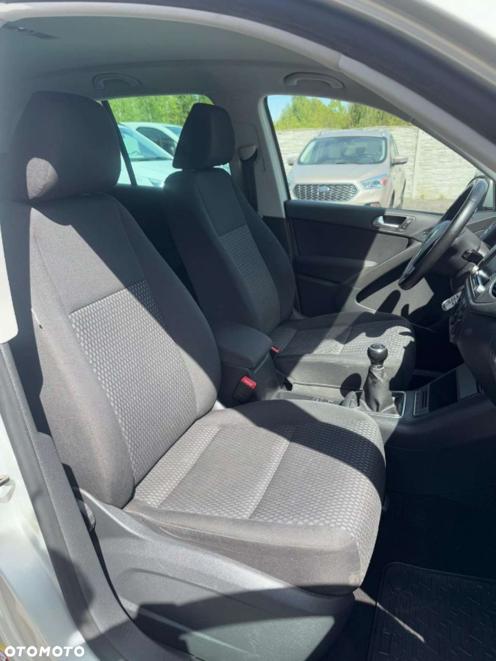Volkswagen Tiguan - 37