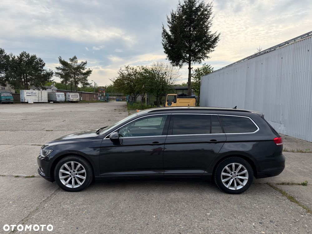 Volkswagen Passat Variant 2.0 TDI SCR DSG Highline - 2