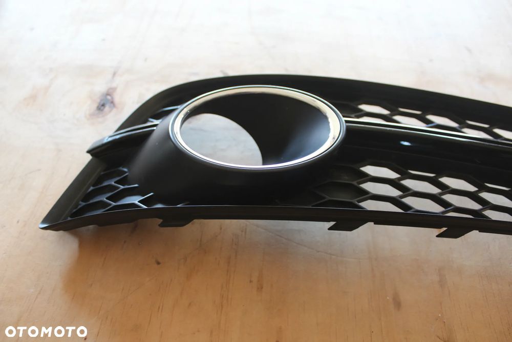 KRATKA ZDERZAKA LEWA AUDI A8 D4 4H0807679AB 2014 - 5