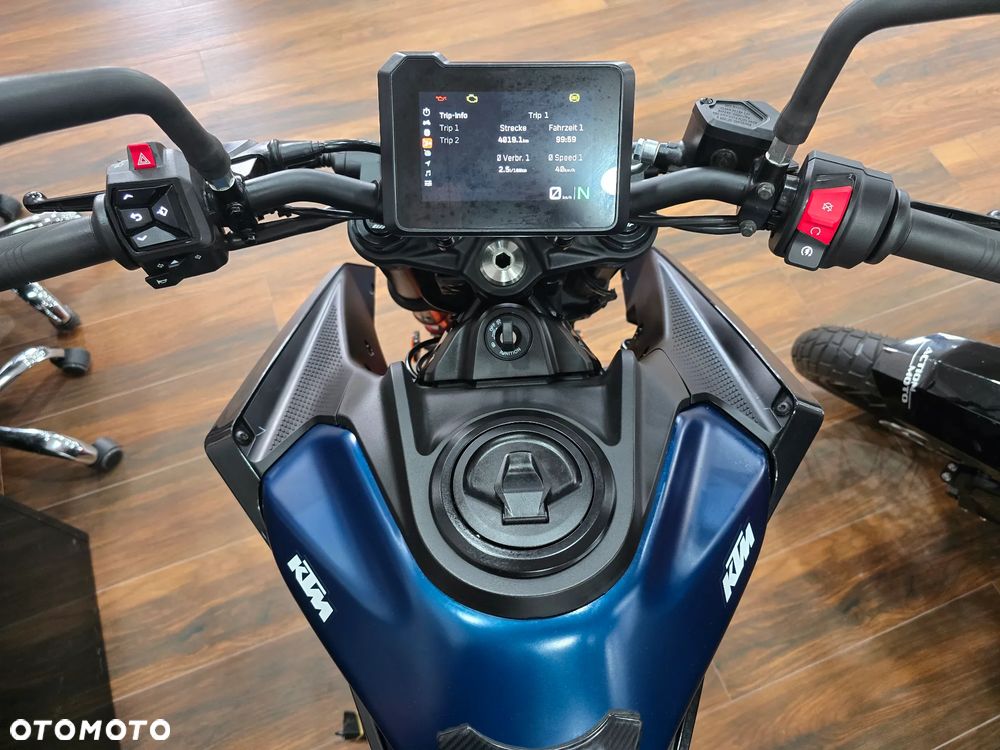 KTM Duke - 4