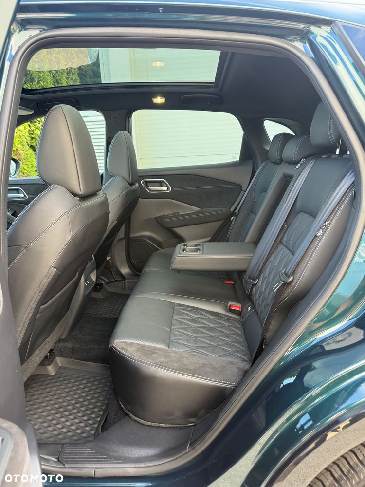 Nissan Qashqai 1.3 DIG-T DCT TEKNA+ - 23