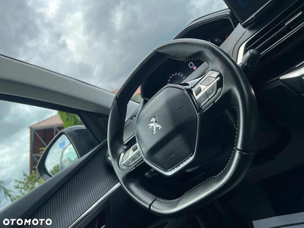 Peugeot 3008 1.5 BlueHDi Active Pack S&S EAT8 - 9