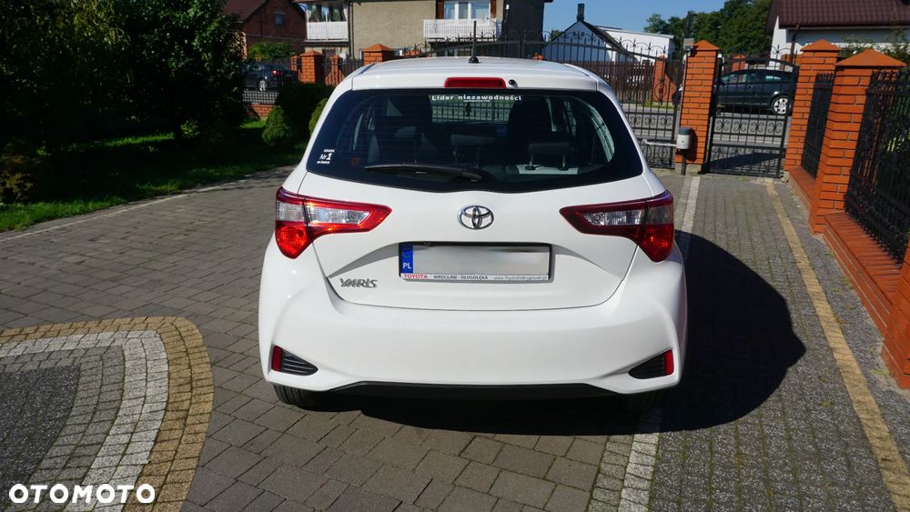 Toyota Yaris 1.5 Premium - 4