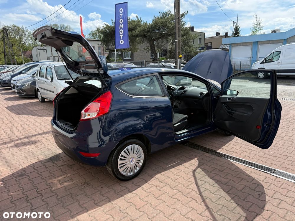 Ford Fiesta 1.25 Celebration - 30