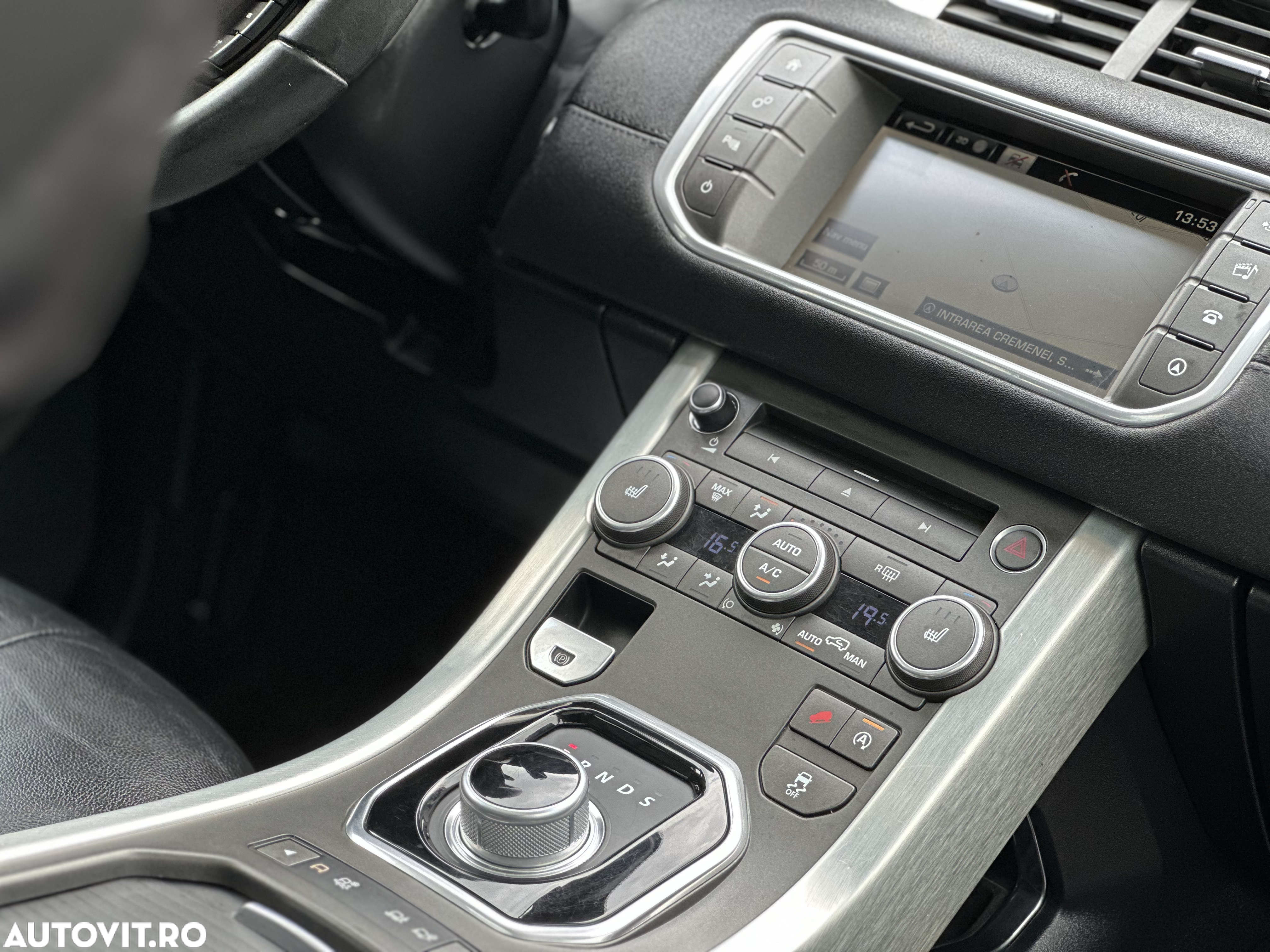 Land Rover Range Rover Evoque 2.0 D150 R-Dynamic SE - 27