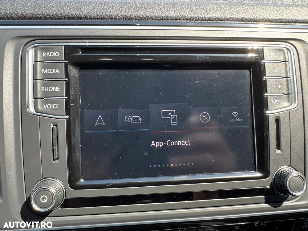 Volkswagen Multivan - 27