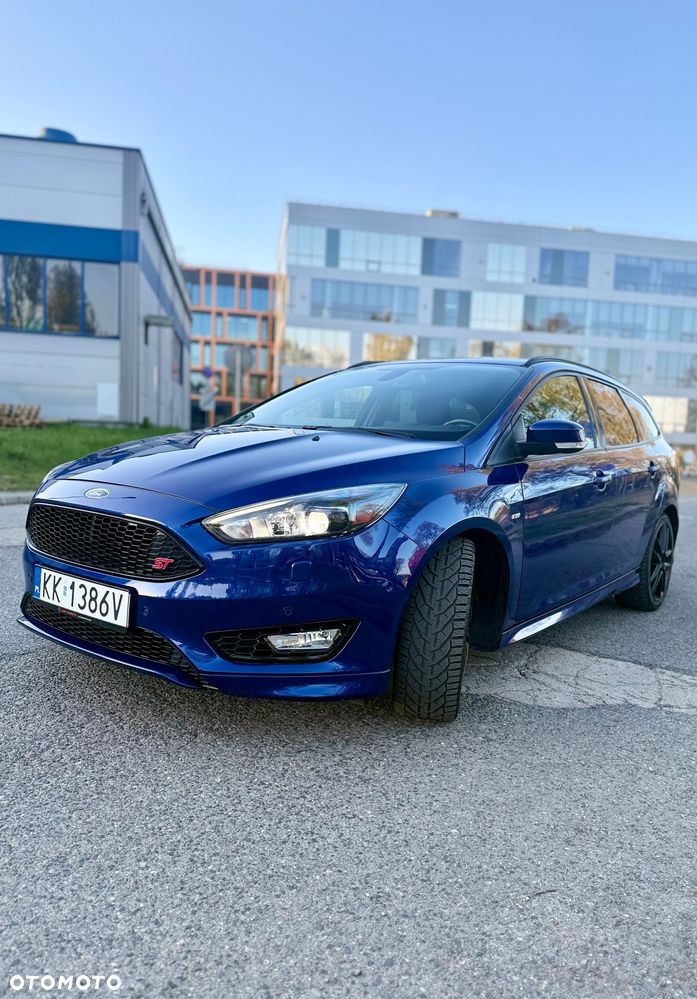 Ford Focus 1.5 EcoBoost STart-Stopp-System ST-LINE - 19