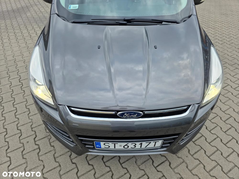 Ford Kuga 2.0 TDCi 2x4 Titanium - 15
