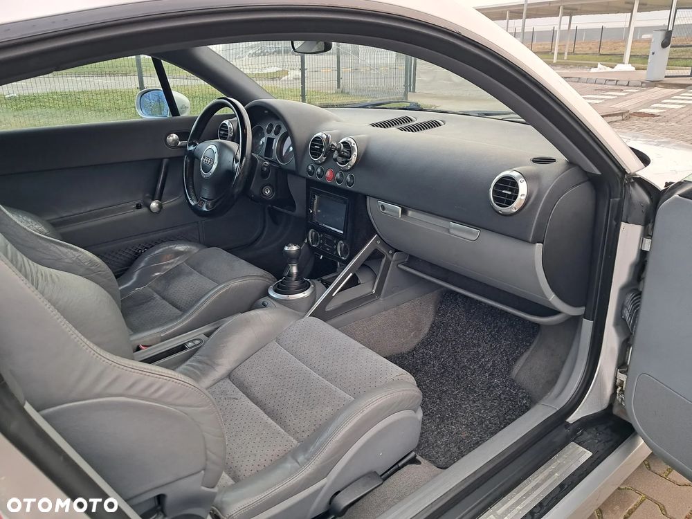 Audi TT Coupé 1.8 T - 7