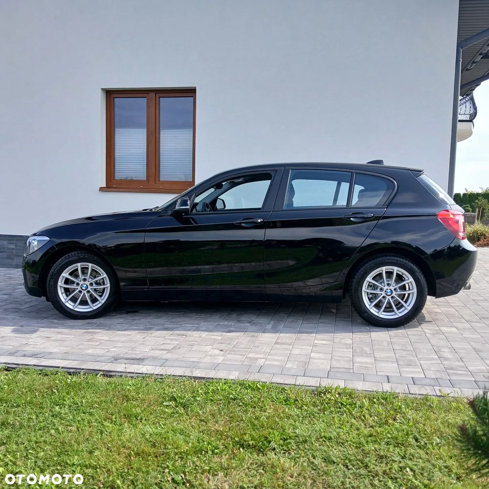 BMW Seria 1 116i - 4