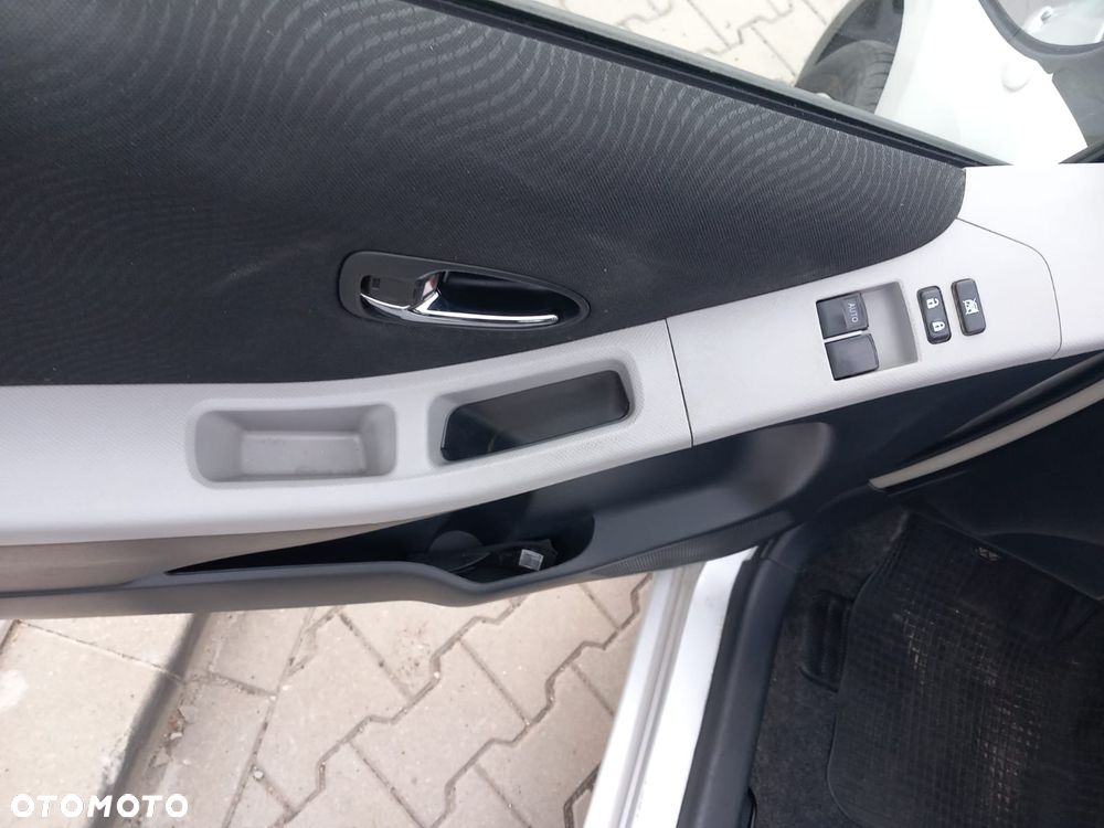 Toyota Yaris 1.33 Life - 15