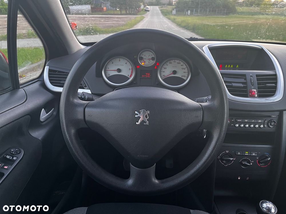 Peugeot 207 - 23