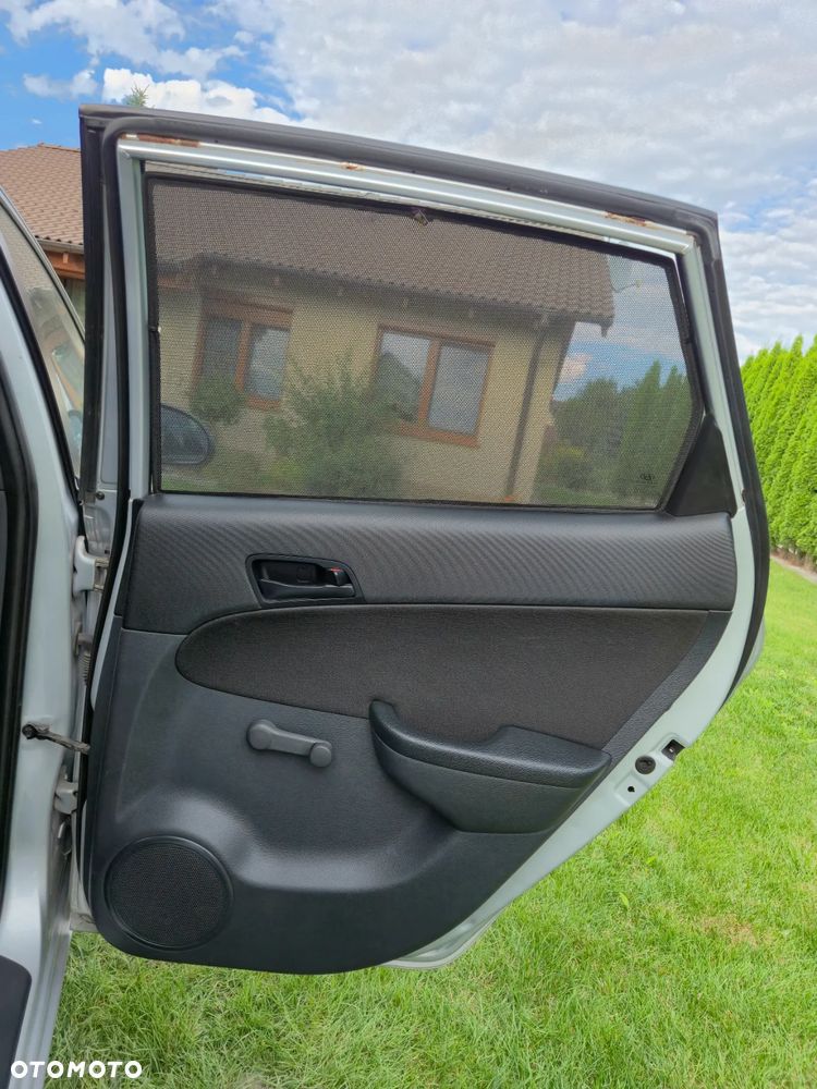 Hyundai i30 1.4 Base - 14