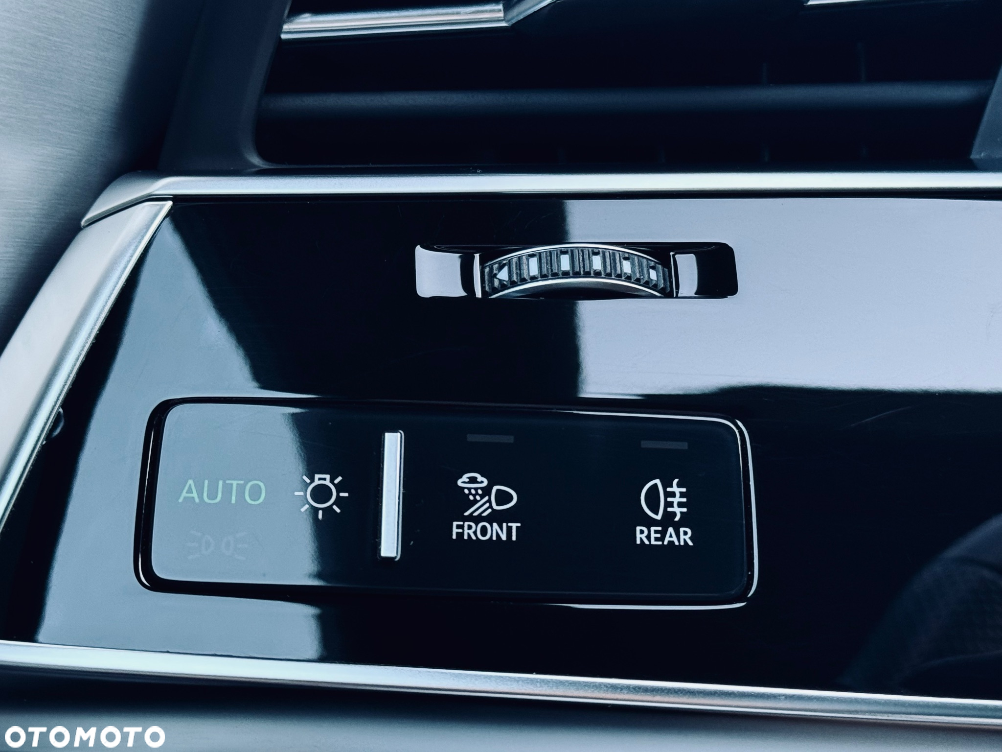 Audi Q8 - 30