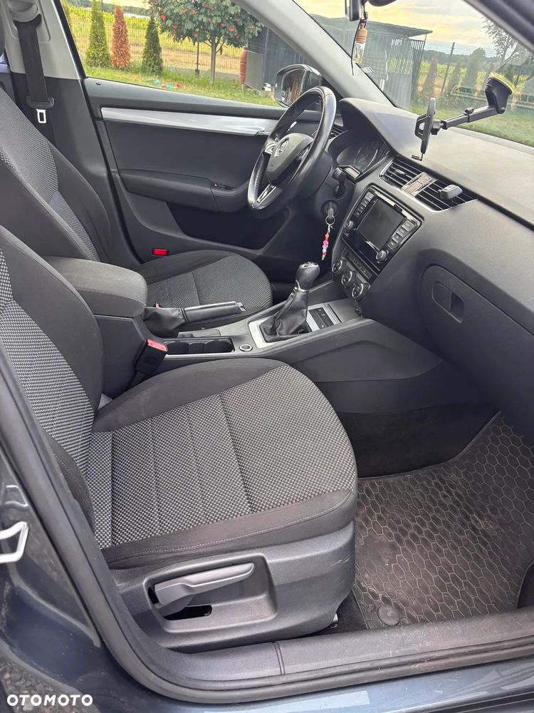 Skoda Octavia 1.4 TSI Ambition - 8