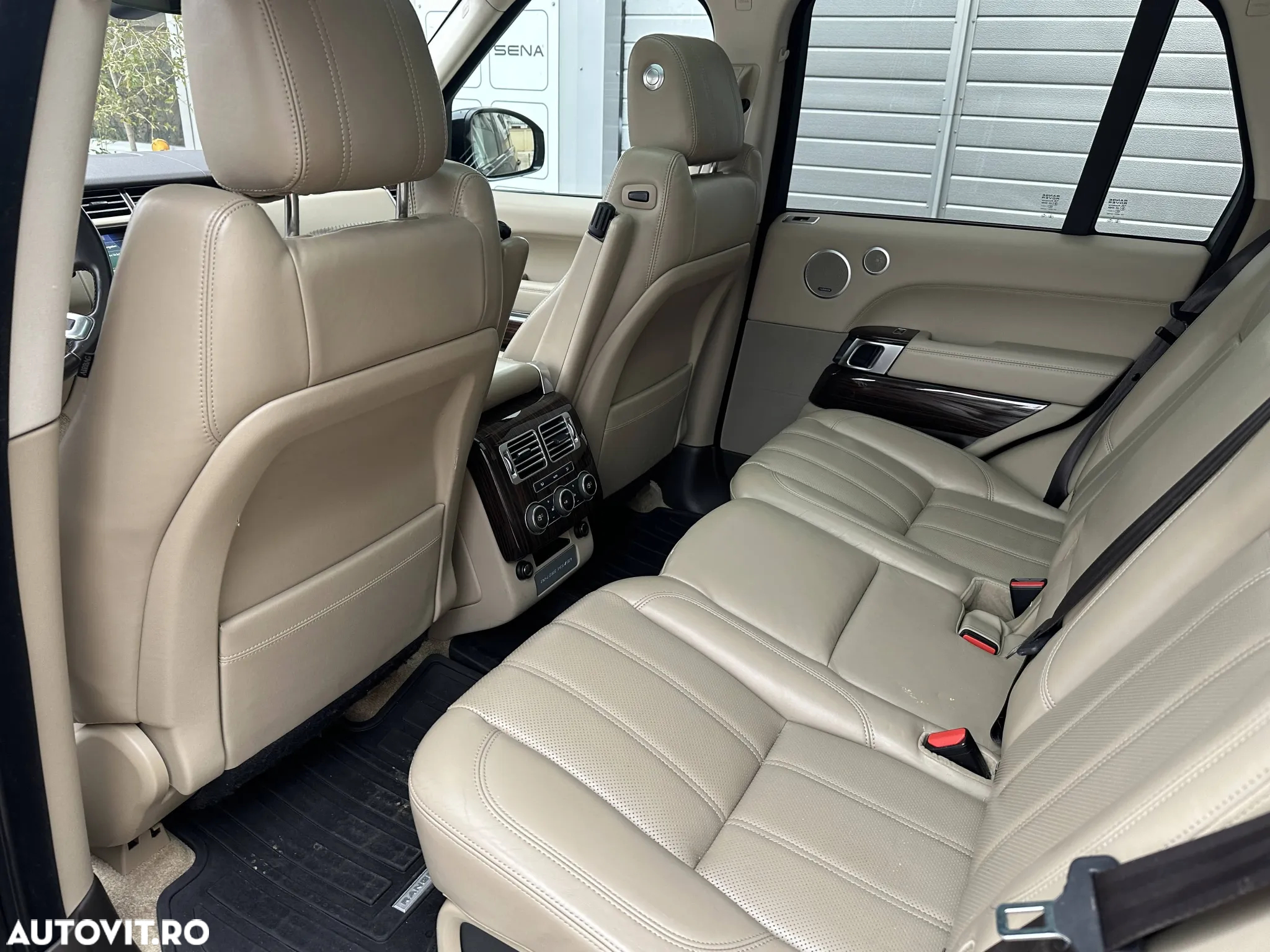 Land Rover Range Rover 3.0 I SDV6 HEV Vogue SE - 12