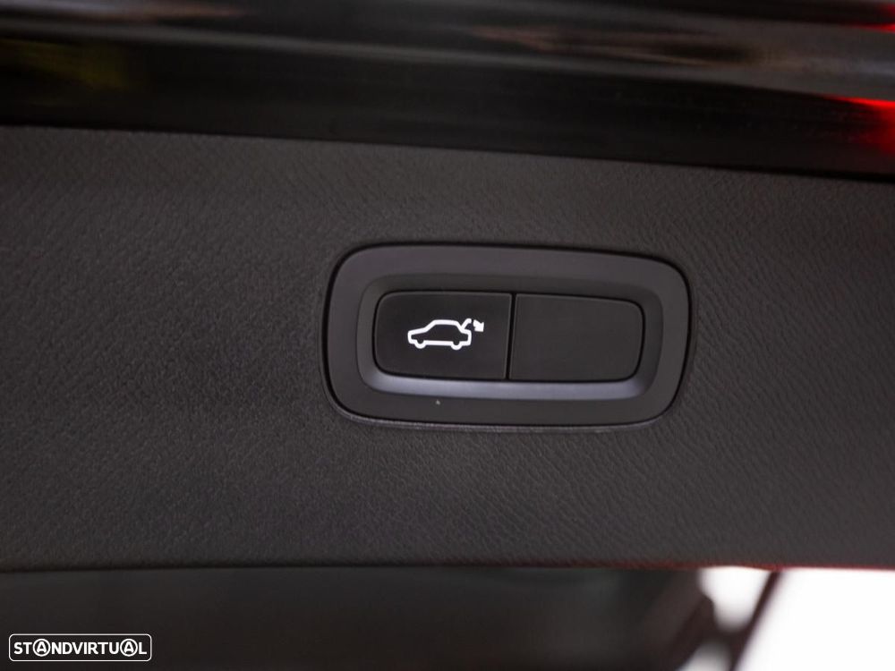 Volvo XC 90 2.0 T8 PHEV Momentum Plus AWD - 14