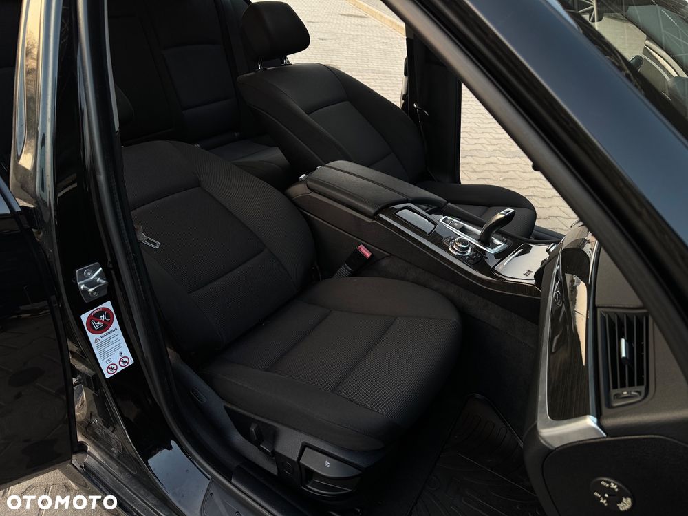 BMW Seria 5 520d - 7